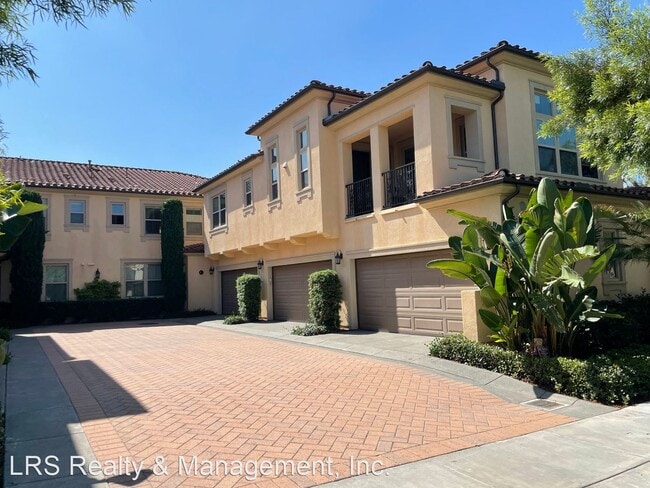 Building Photo - 3 br, 3 bath House - 47 City Stroll