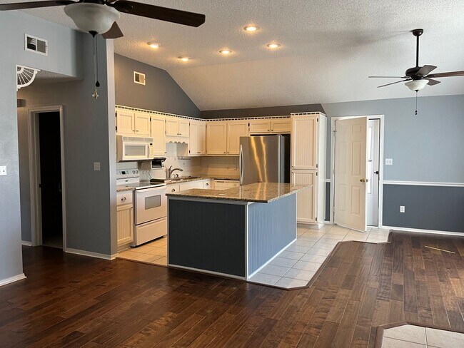 Foto del edificio - 2260 Estates Circle Navarre, FL 32566