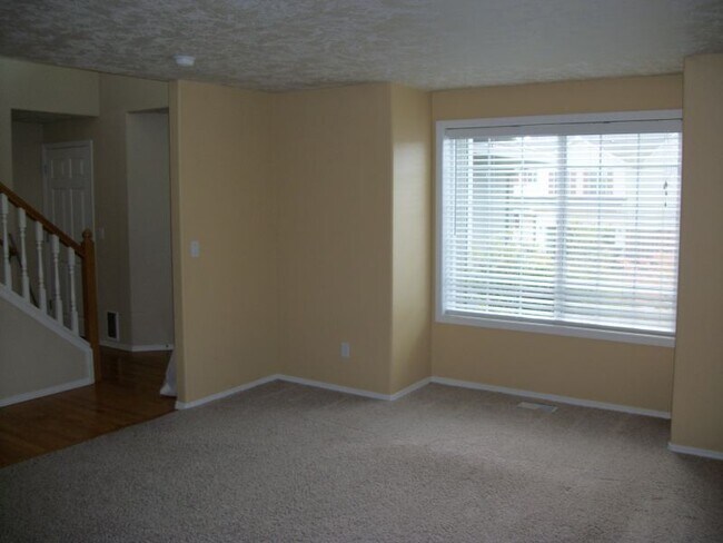 Building Photo - 2187 NE Grandhavens Ct.