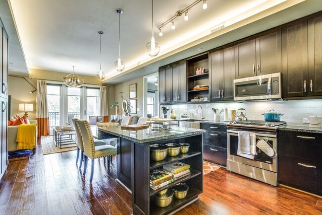 Interior Photo - The Ivy