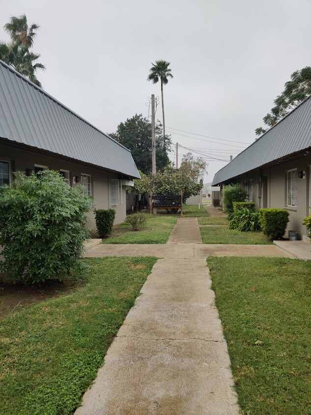 1210 Pecan Blvd, McAllen, TX 78501 Apartments in McAllen, TX