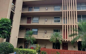 Building Photo - 260 NW 76th Ave