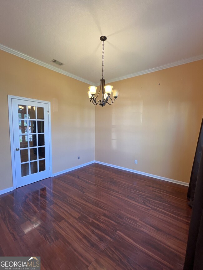 Foto del edificio - 107 Camellia Ct