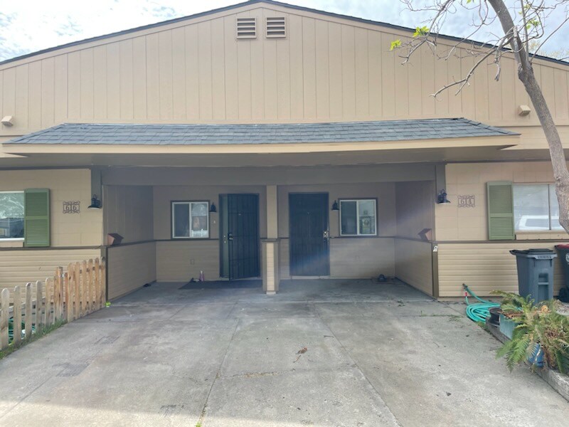 Primary Photo - 616 J St