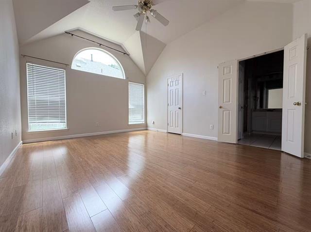 Foto del edificio - 8240 Spring Ridge Dr