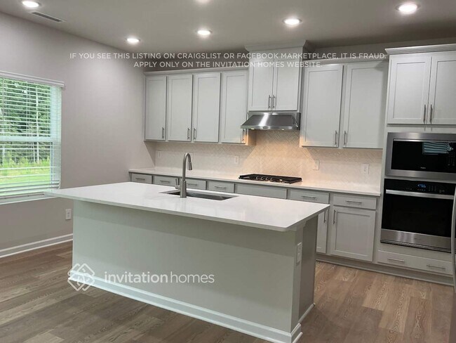 Foto del edificio - 576 Bridger Dr