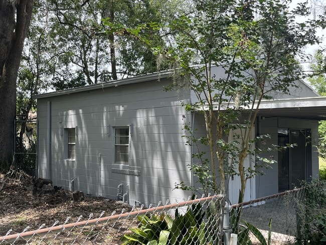 Building Photo - 1386 Pullen Rd