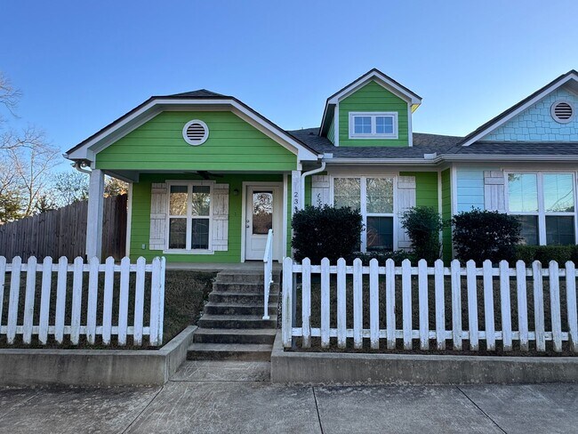 Foto del edificio - 2311 Airline