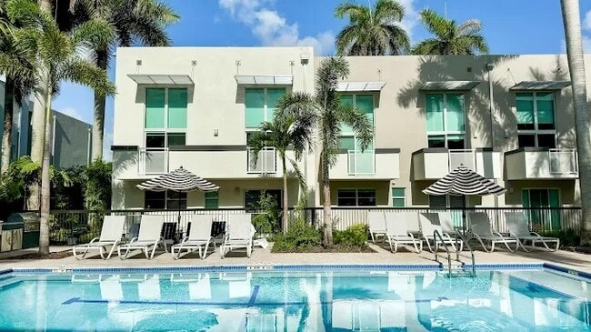 Photo - The Cloisters Miami Apartments