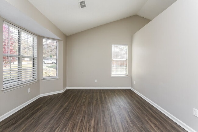 Building Photo - 5453 Fox Valley Ln