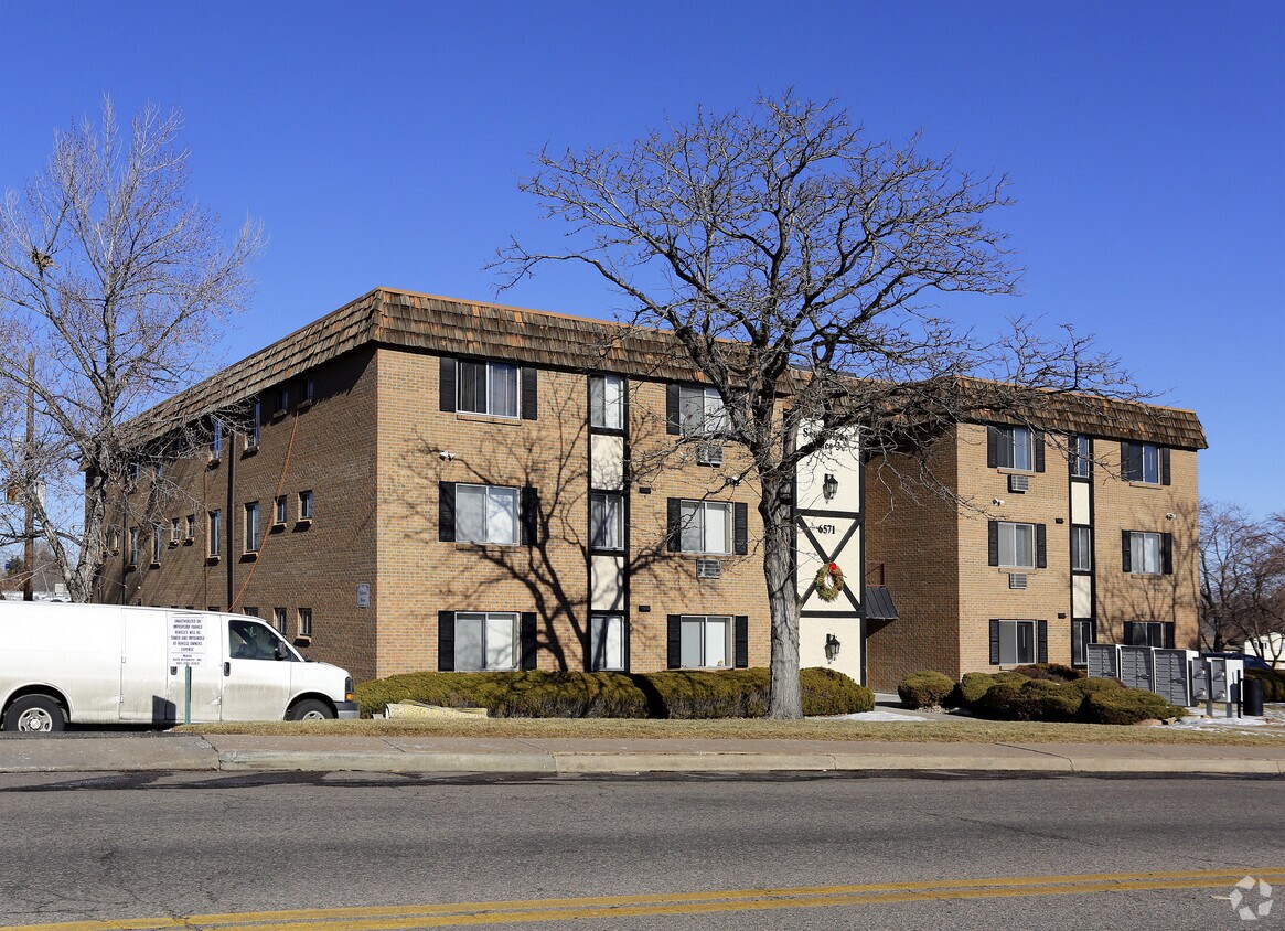 Foto principal - SouthGlenn Place