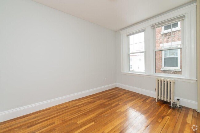 Building Photo - 258 Chestnut Hill Ave