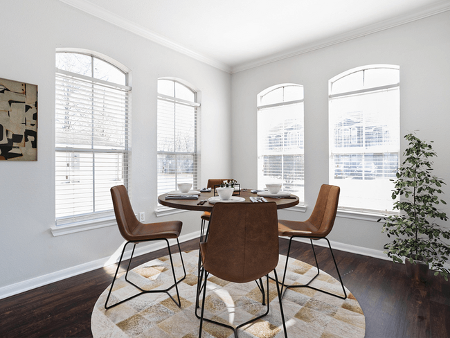 Dining Area - Longridge Apartments