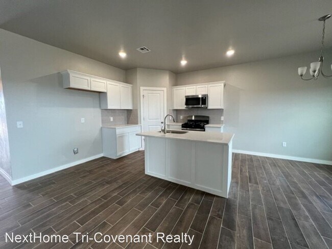 Building Photo - 3 br, 2 bath House - 1501 SW Heatherbrook Way