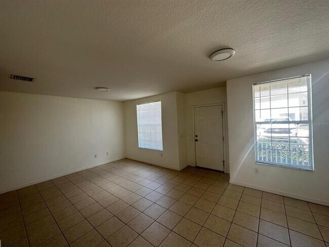 Foto del edificio - 4926 Cactus Needle Ln