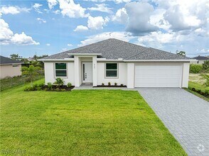 Building Photo - 420 NW 18th Pl