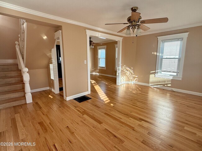 Building Photo - 502 McCabe Ave