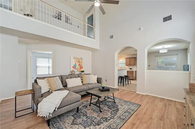 Foto del edificio - 2400 Wilma Rudolph Rd