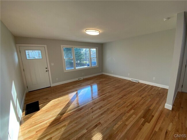 Building Photo - 3299 Mohawk St