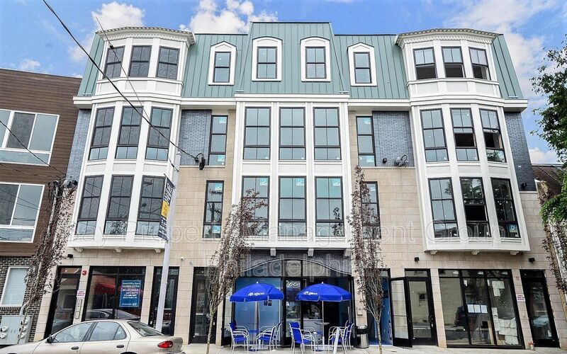 Primary Photo - 1518 Frankford Ave