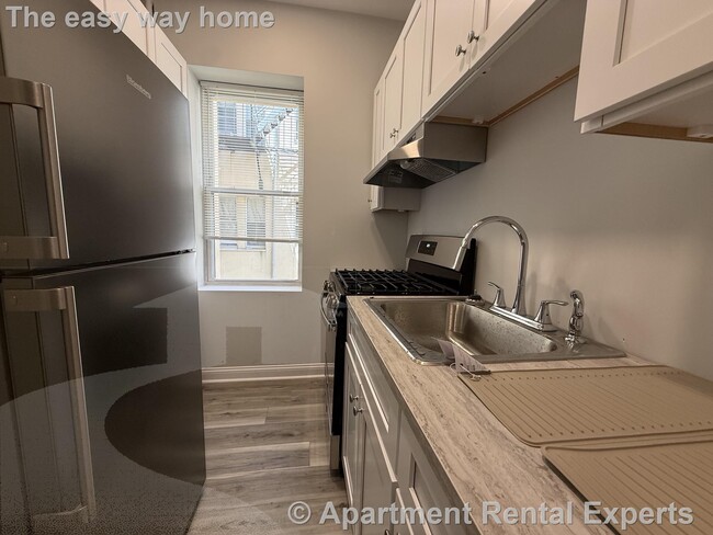 Photo - 74 Kirkland St Apartment