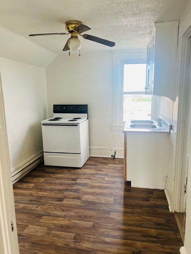 Foto del edificio - Studio apartment 3rd Floor Unit