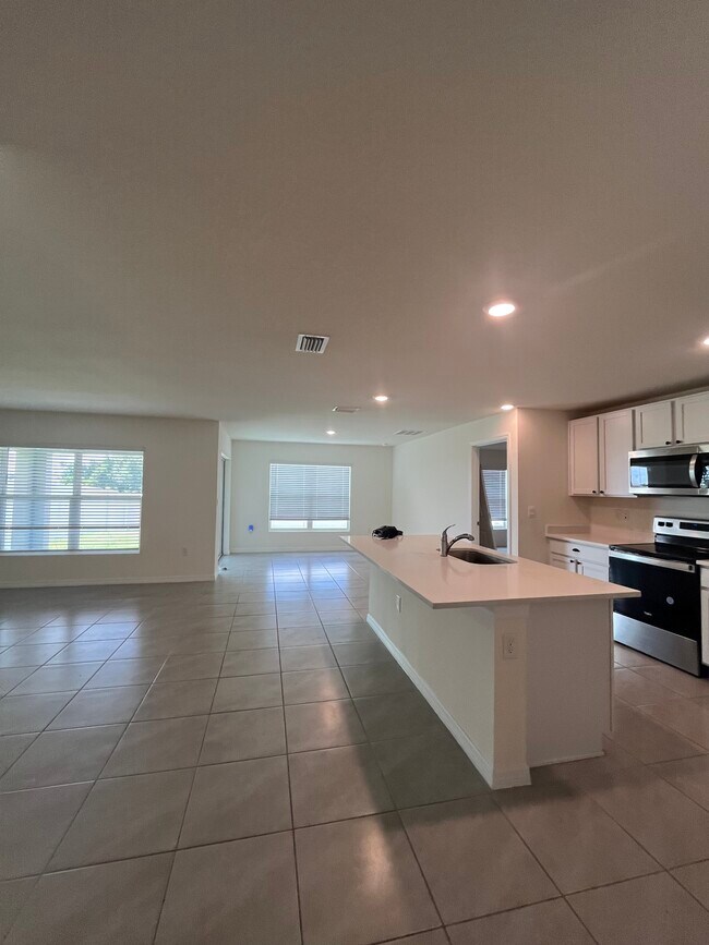 Foto del edificio - 8564 SW 46th Ter
