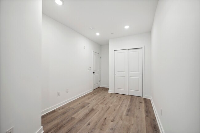 Building Photo - 3458 Frankford Ave