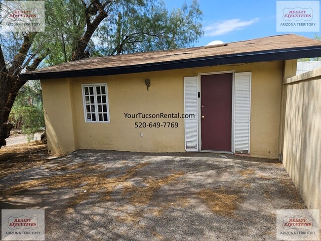 Photo - 648 E Speedway Blvd Apartment