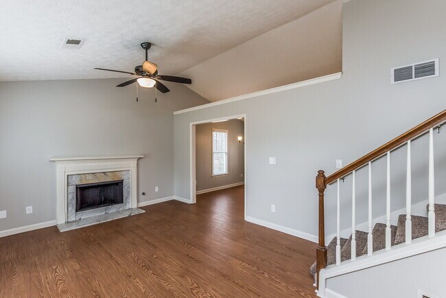 Foto del edificio - 157 Aztec Way SE