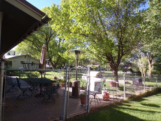 Foto del edificio - 17226 Woodgate Rd