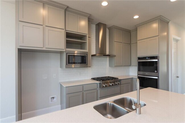 Foto del edificio - 3300 Scenic Valley Dr