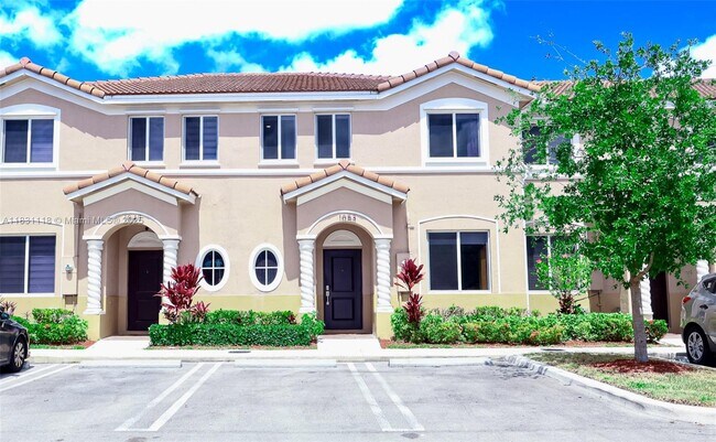 Foto del edificio - 1053 SE 24th Ave