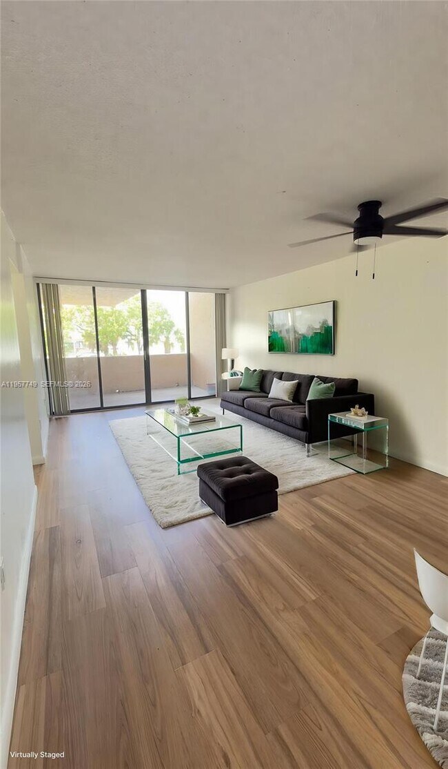 Foto del edificio - 10400 SW 108th Ave