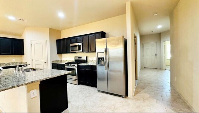 Building Photo - 9943 Southern Bayberry Dr