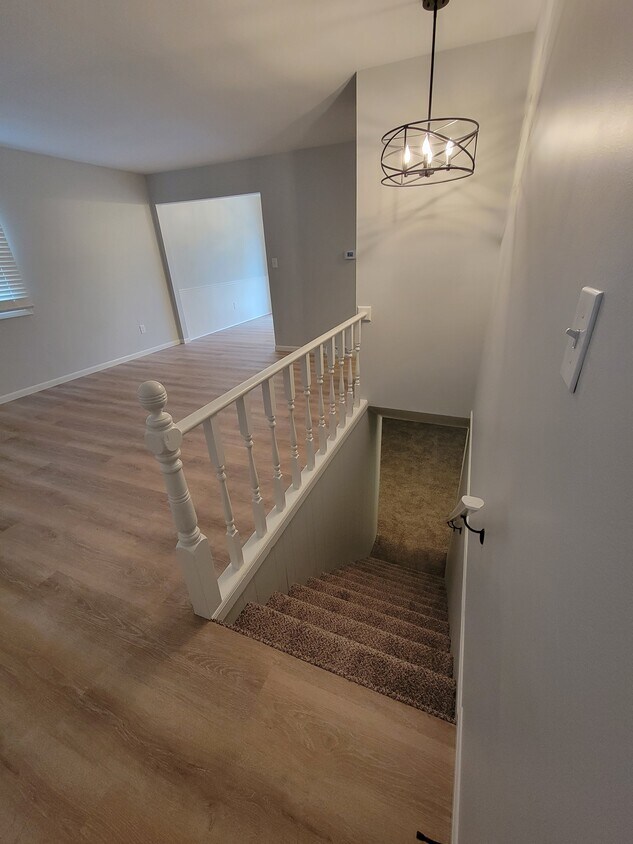 Livingroom - 5666 Roseworth Ct SE