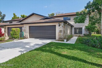 Building Photo - 125 Deer Lake Cir