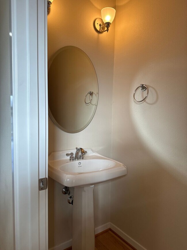 Foto del edificio - Beautiful 2 bedroom Townhouse in Issaquah ...