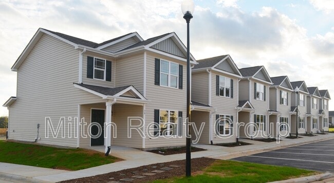 Building Photo - 91 River Stancil Dr
