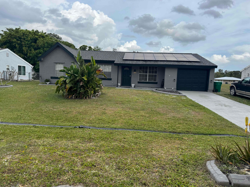 Foto principal - 322 SW Kentwood Rd