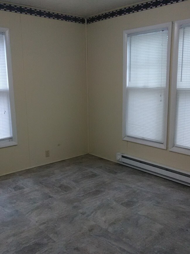 Building Photo - 9090-320 Destiny USA Dr