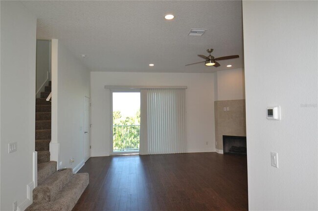 Foto del edificio - 5732 Biscayne Ct