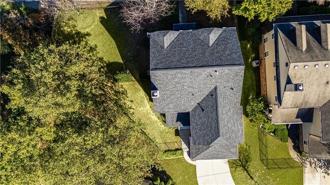 Foto del edificio - 1234 King Springs Ct SE