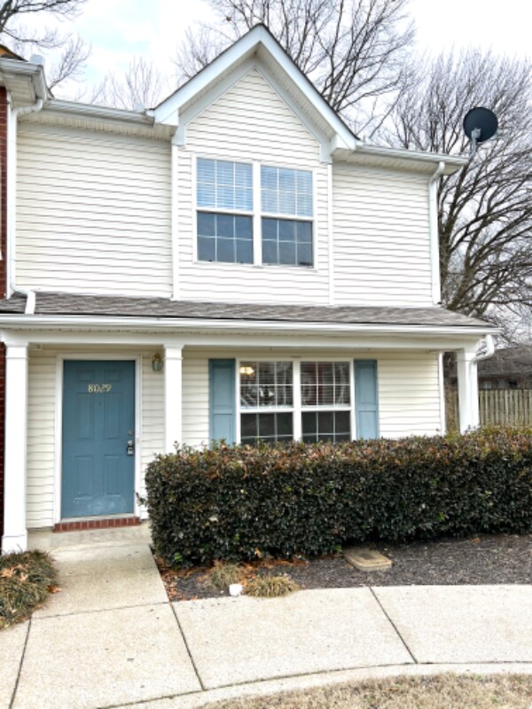 8029 Mickey Katz Cir, La Vergne, TN 37086 Townhome Rentals in La Vergne TN