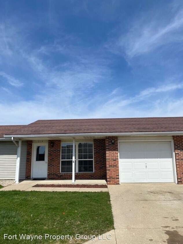 Primary Photo - 2 br, 1 bath House - 715 W Main Street