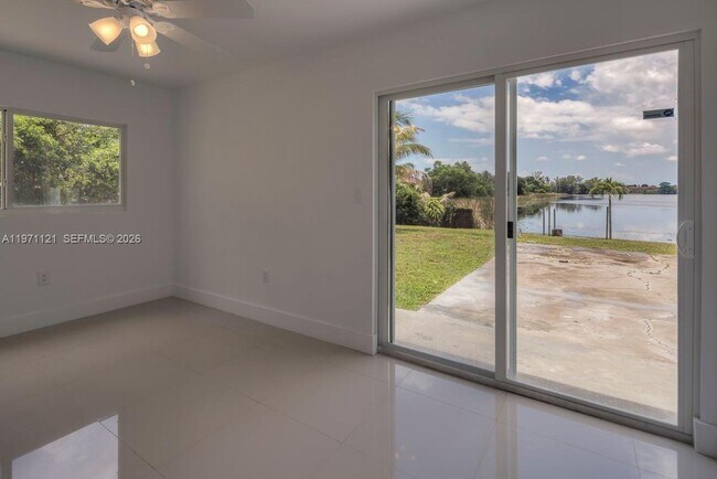 Foto del edificio - 1280 NW 111th St