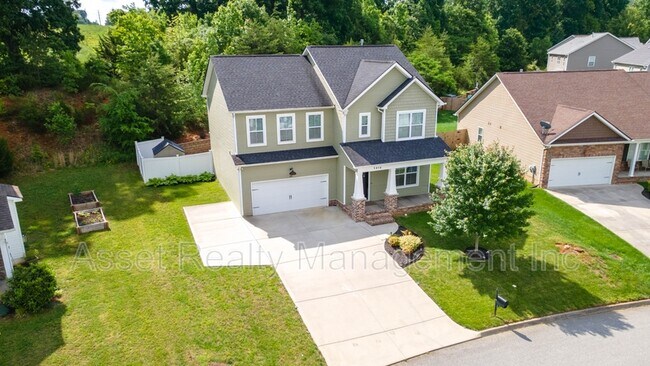 Foto del edificio - 1416 Madison Oaks Rd