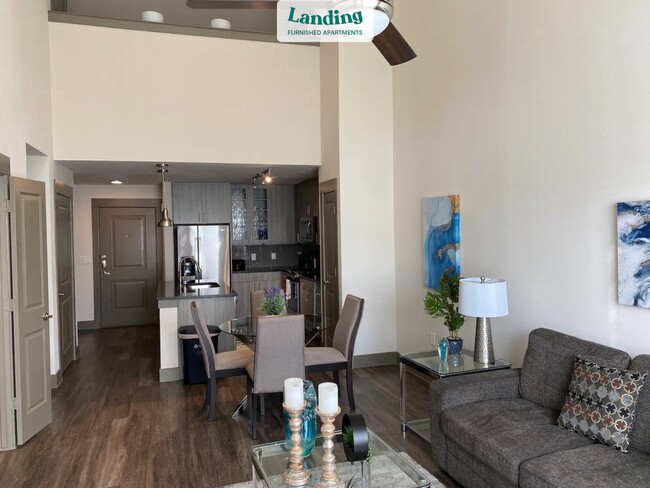 Foto del edificio - 120 W CityLine Dr