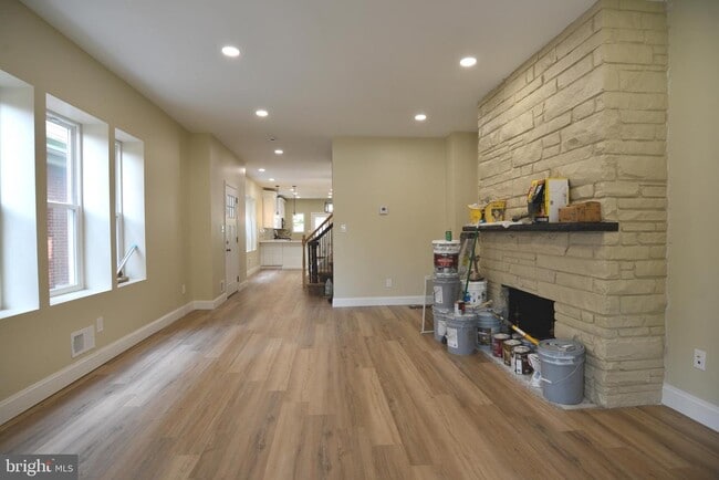 Foto del edificio - 746 Greenwood Ave