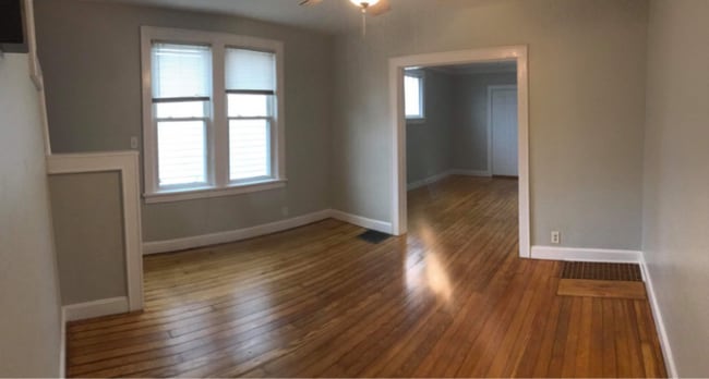 Foto del edificio - 4222 Broadway